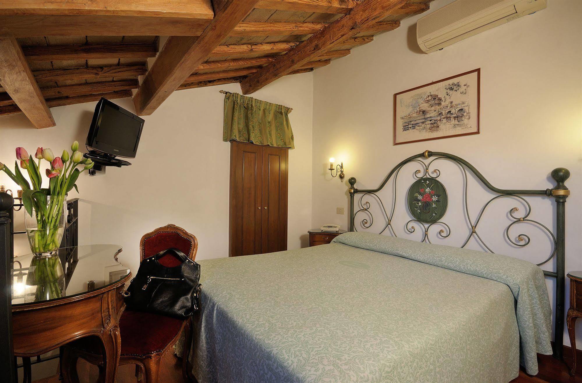 Parlamento Boutique Hotel Рим Екстер'єр фото